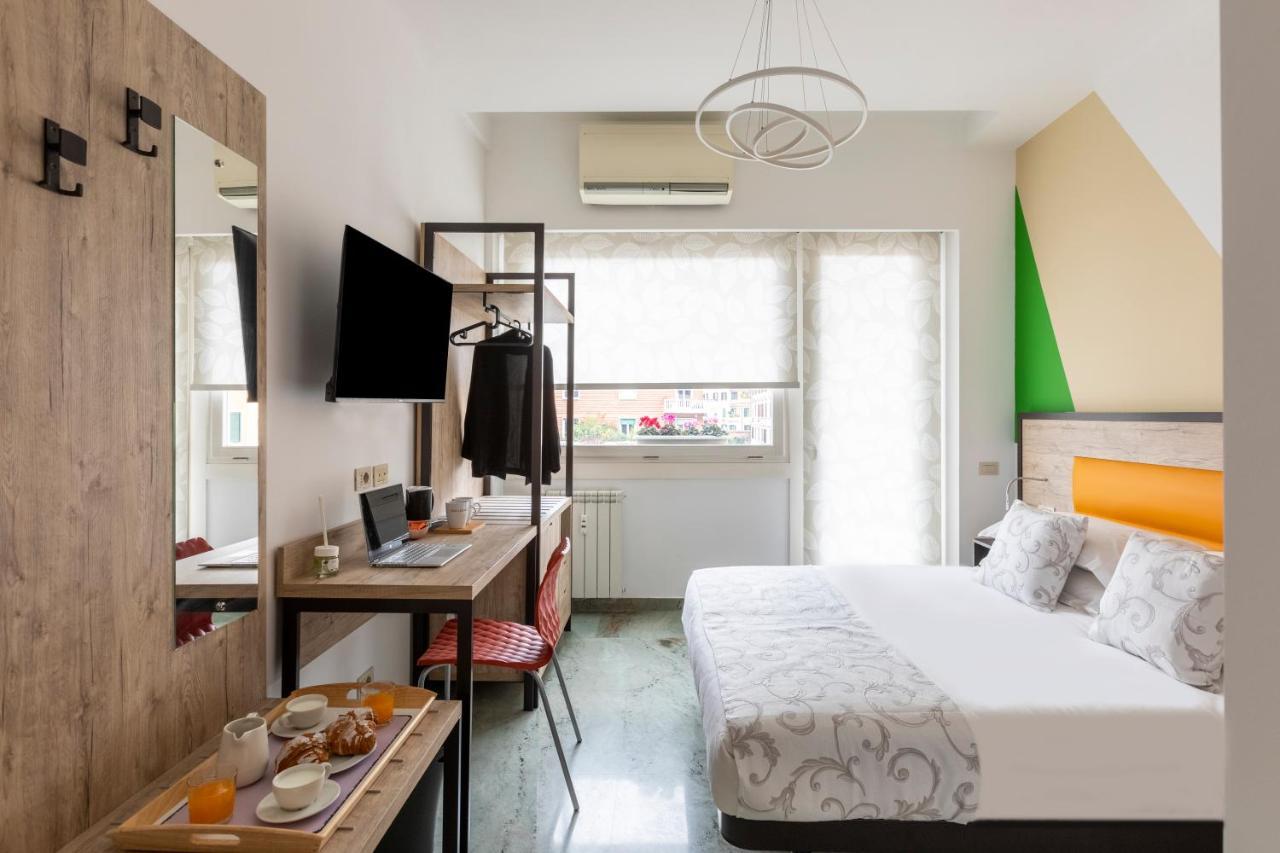 La Riviere Guesthouse Trastevere Rome Bagian luar foto