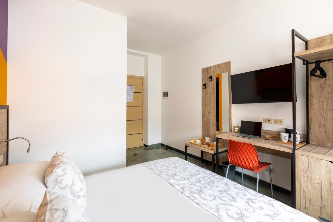 La Riviere Guesthouse Trastevere Rome Bagian luar foto